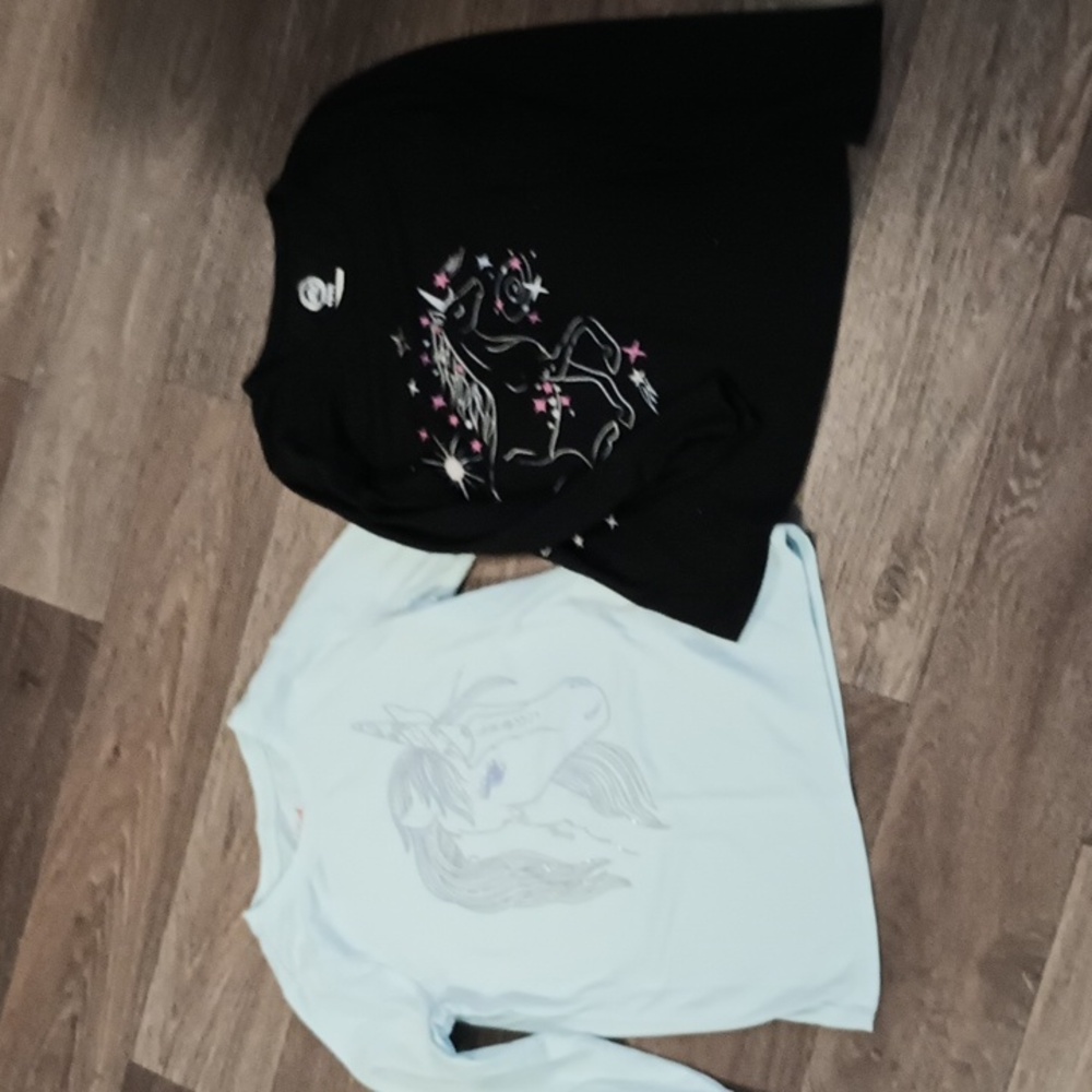 5/$20 Girl's s 6-6x (2) long sleeve unicorn shirts